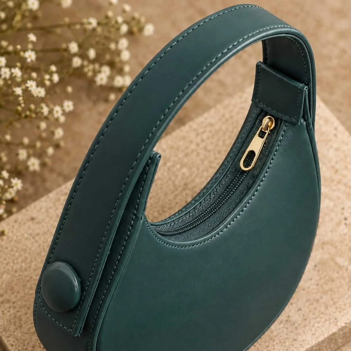 Elara Hobo- Green